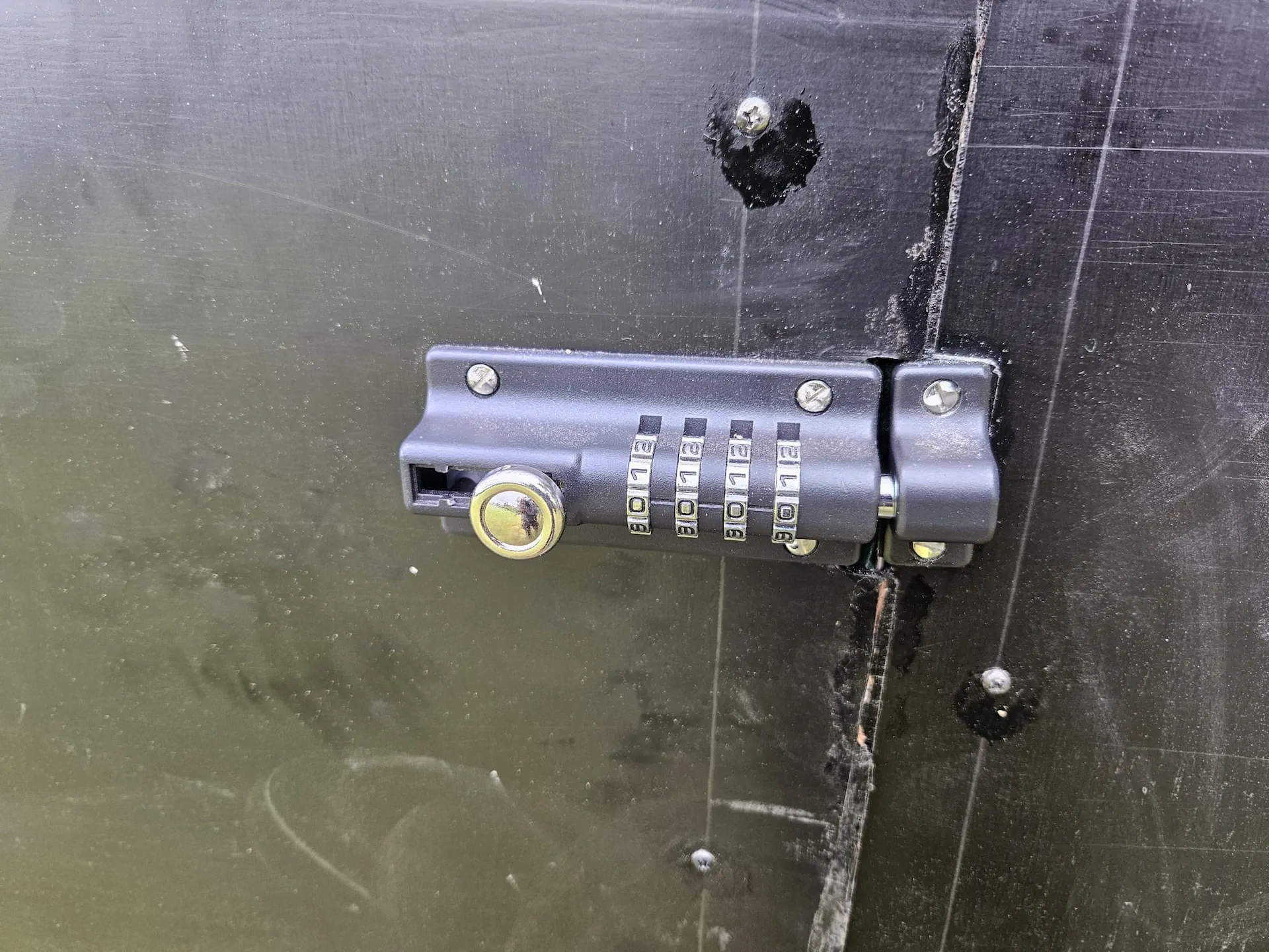 Schluessellose_Verriegelung_Mobile_Jagdkanzel-Jagd_Weber14